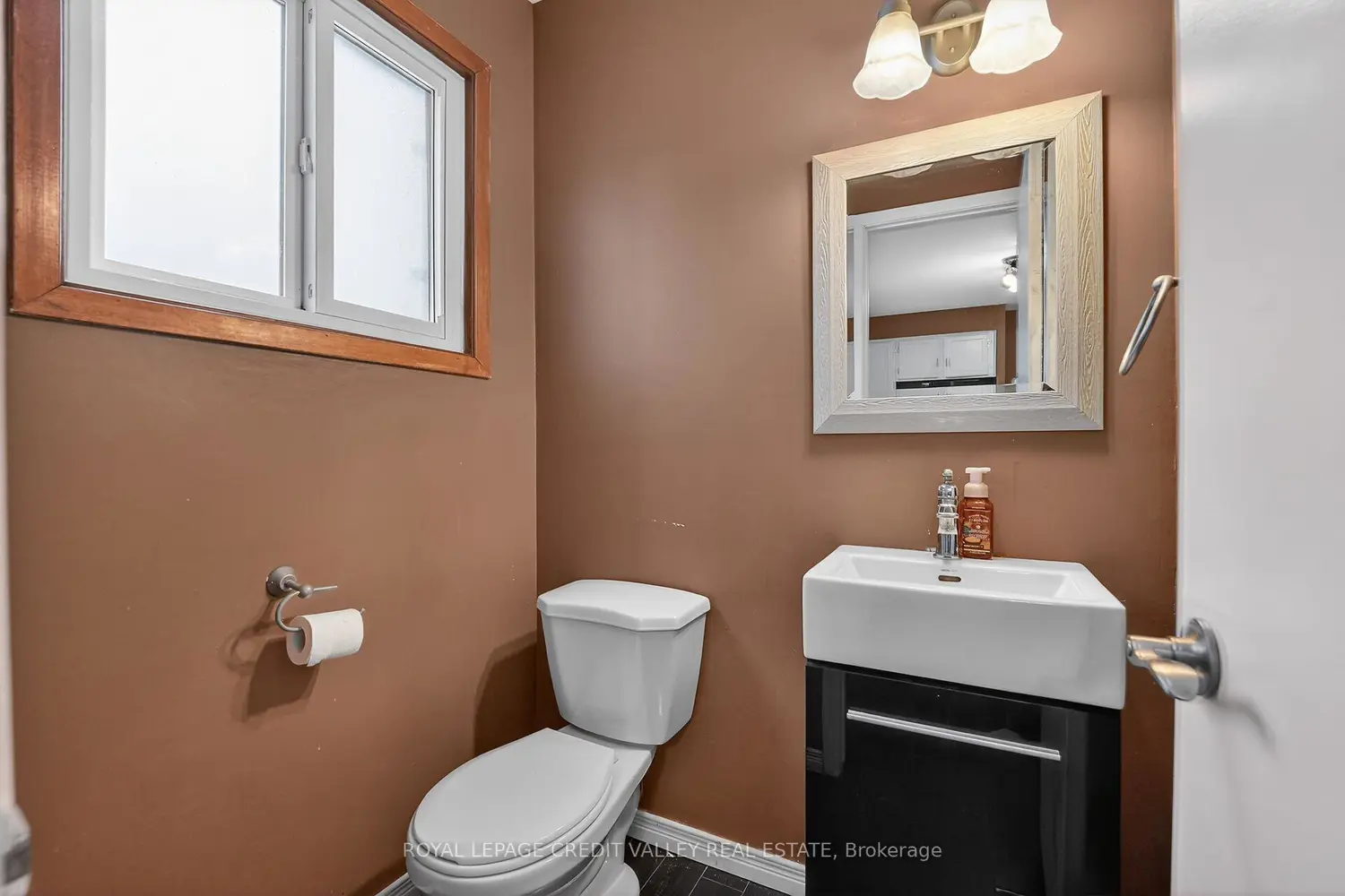 Additional image 10 of 20 Nottingham Court