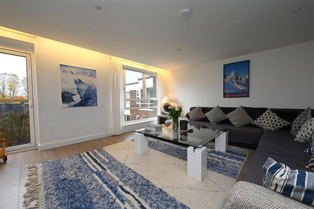 Additional image 10 of 3 bed flat for saleThe Regents, Norfolk Road, Edgbaston, Birmingham B15