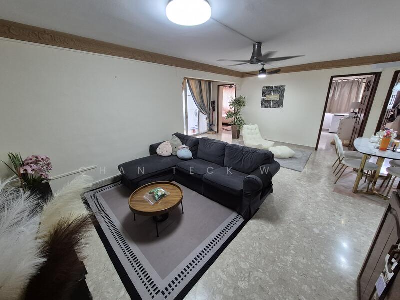 658 Yishun Avenue 4
