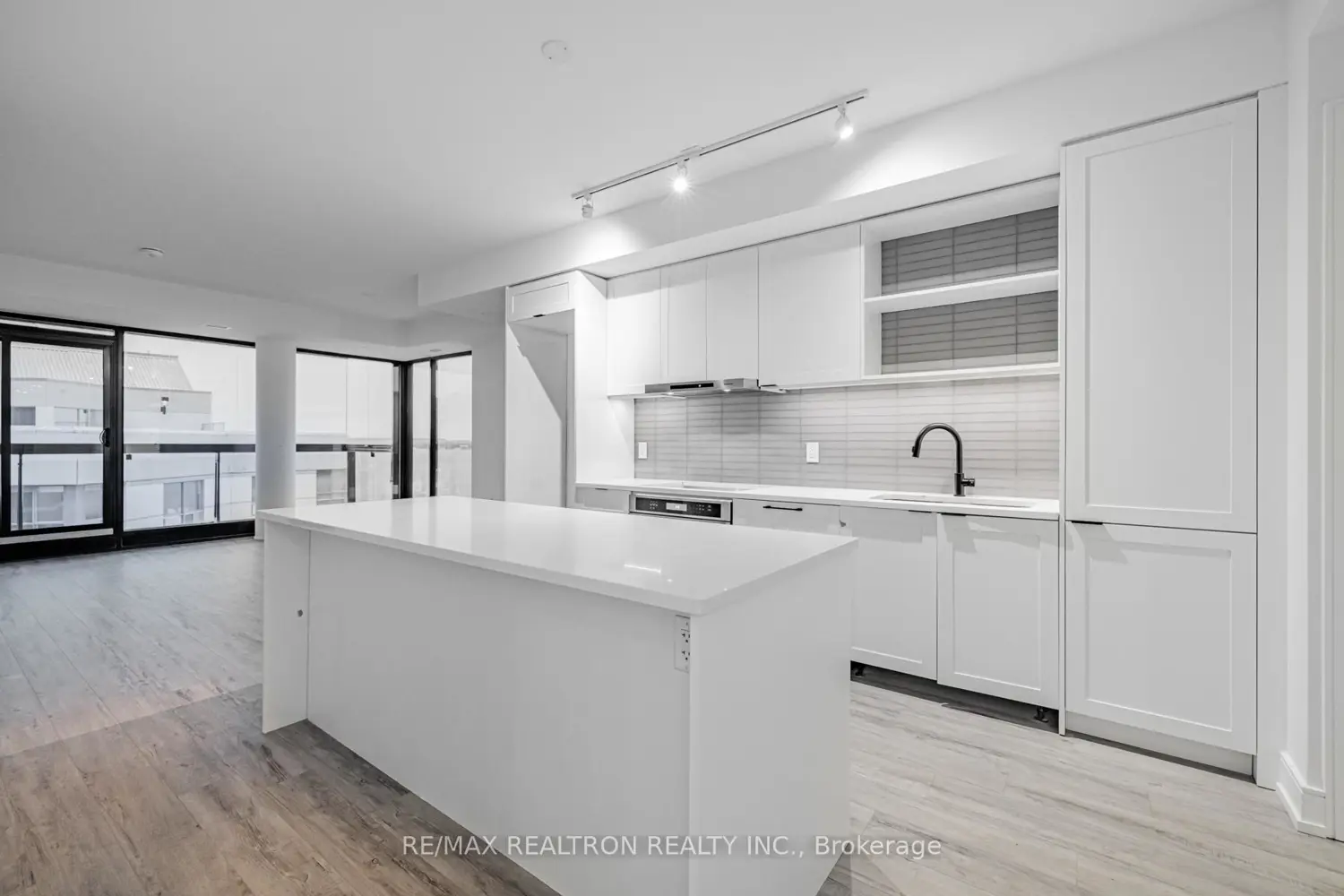 Additional image 17 of 39 Mary Street 3205, Barrie