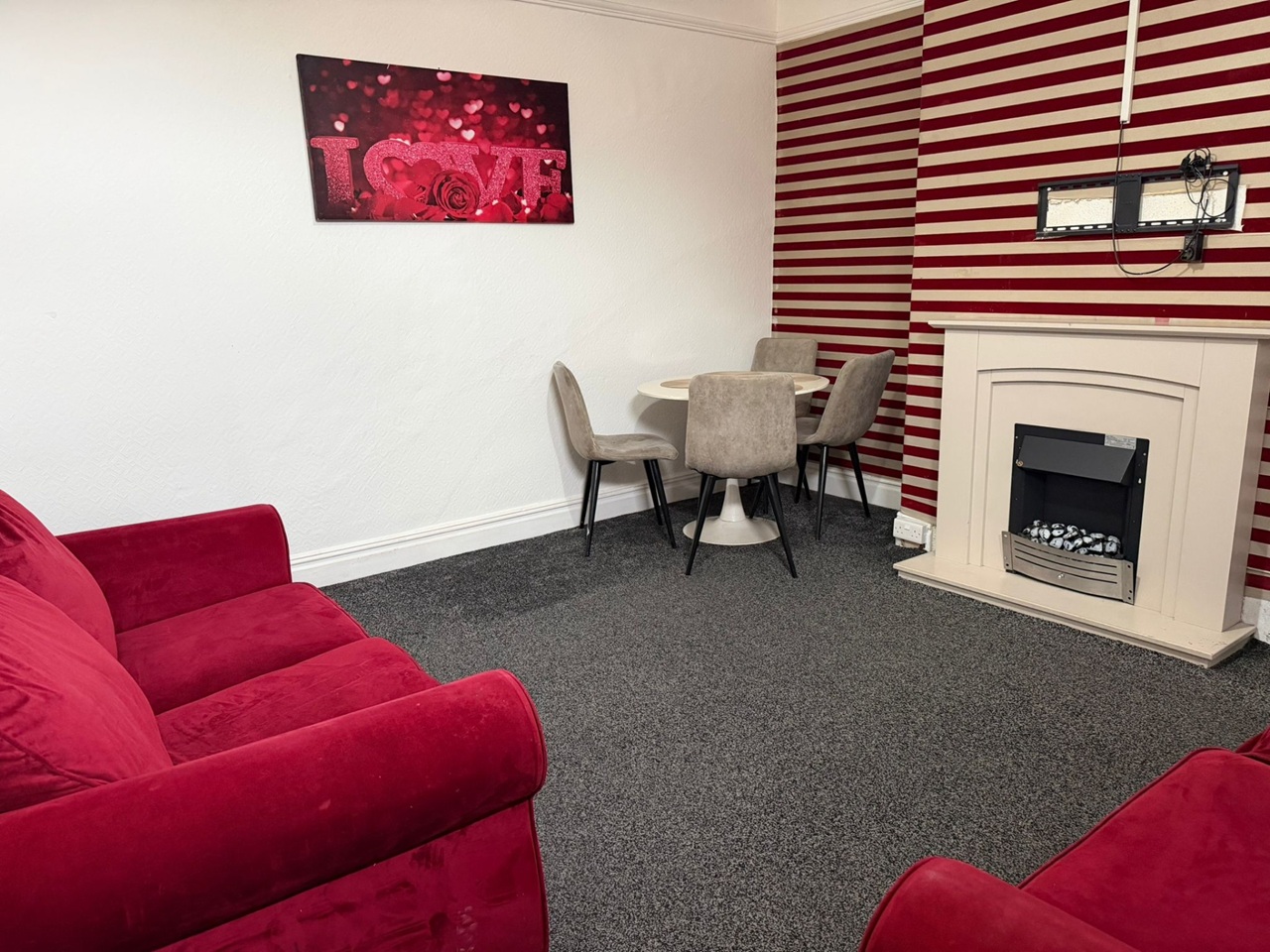 1 Bed Flat, Leeds, LS11, N1 7GU