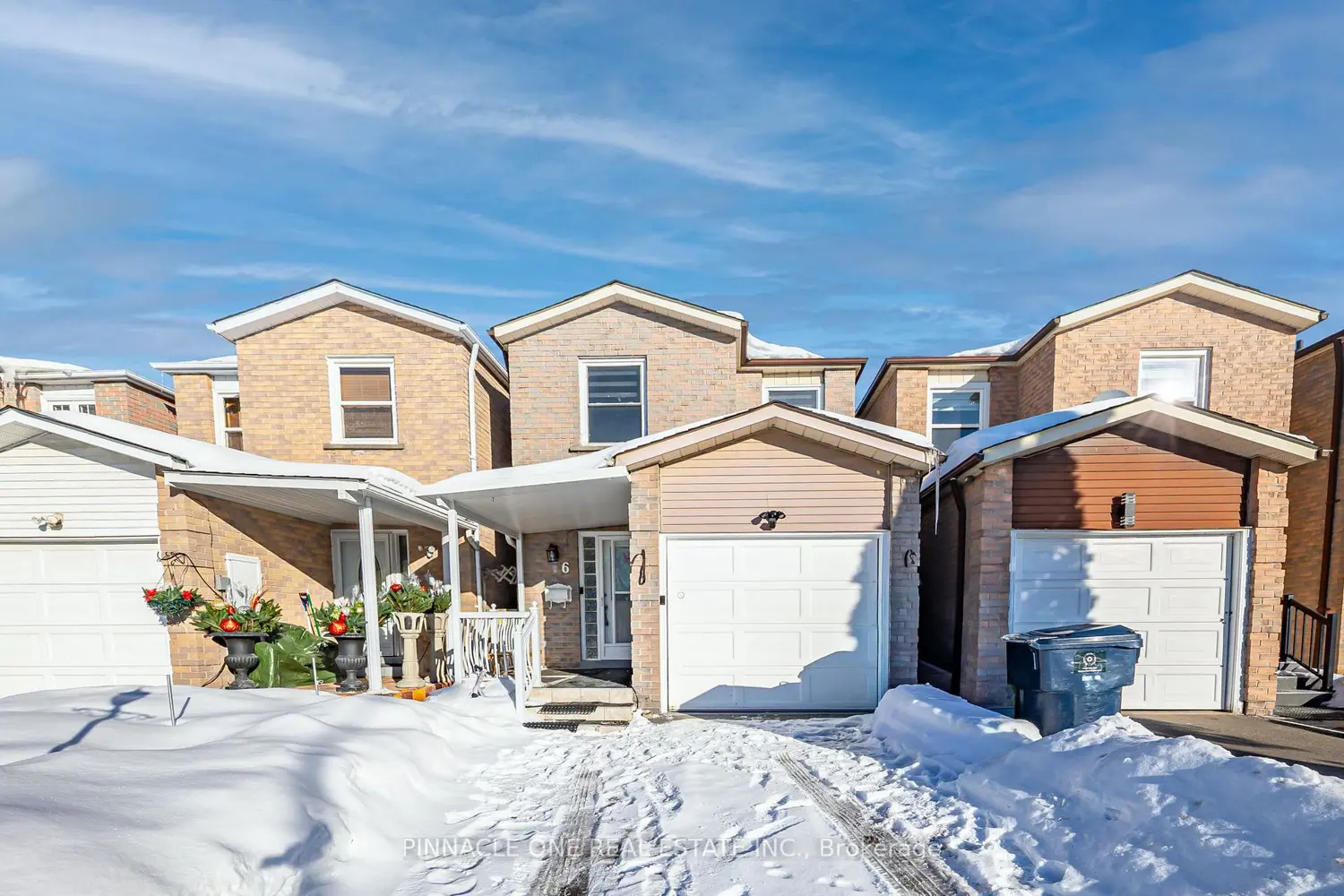 6 Mansewood Gardens