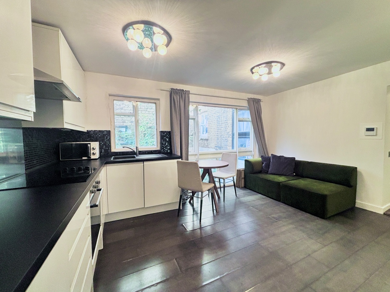 1 Bed Flat, Kensington Gardens Square, W2, N1 7GU