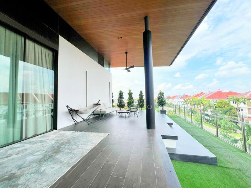 Additional image 20 of Lengkok Mariam
