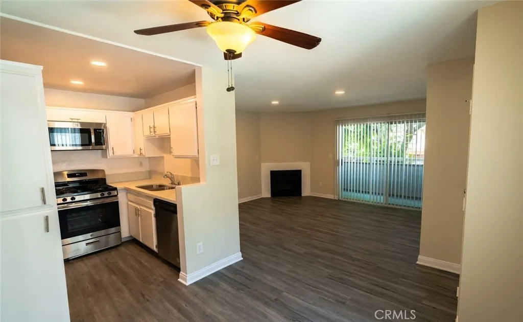 Additional image 3 of 4406 Cahuenga Boulevard Unit 209A, Toluca Lake, CA 91602
