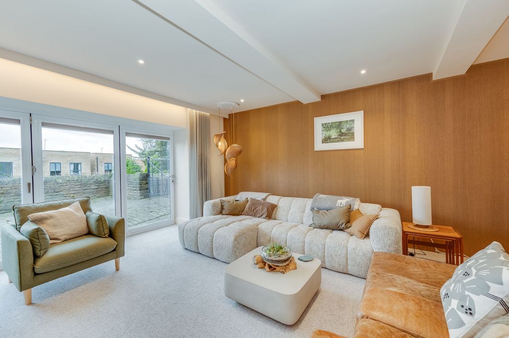 Additional image 17 of 4 bed detached house for saleManchester Road, Crosspool S10