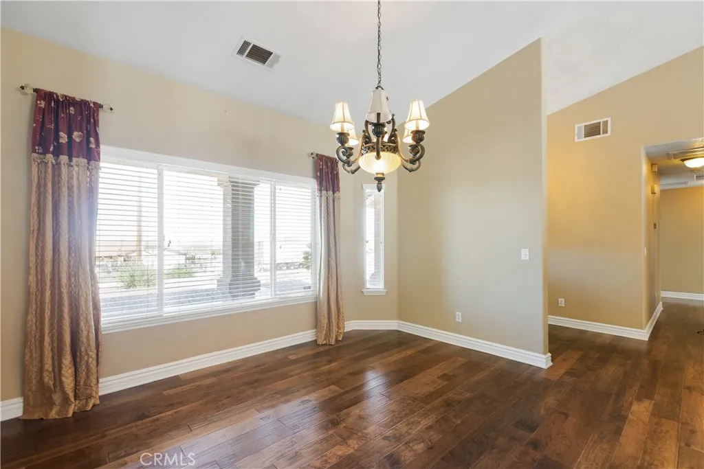 Additional image 10 of 15521 Sherri Lane Unit A, Apple Valley, CA 92307