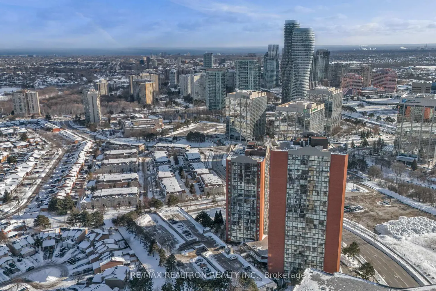 Additional image 17 of 4185 Shipp Drive 1713