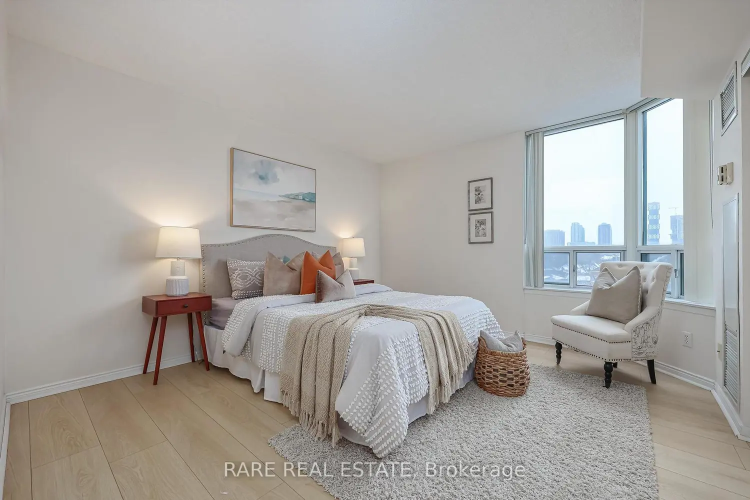 Additional image 3 of 135 Hillcrest Avenue 812, Mississauga