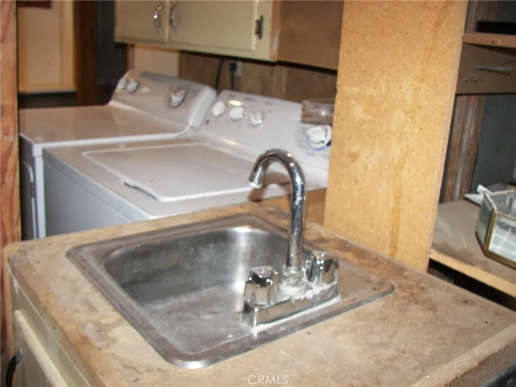 Additional image 118 of 21636 Sawpit Canyon Rd, Cedarpines Park, CA 92322