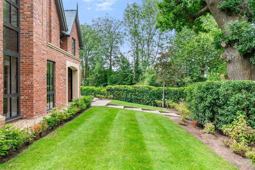 Additional image 27 of 5 bed detached house for saleBankhall Lane, Hale, Altrincham WA15