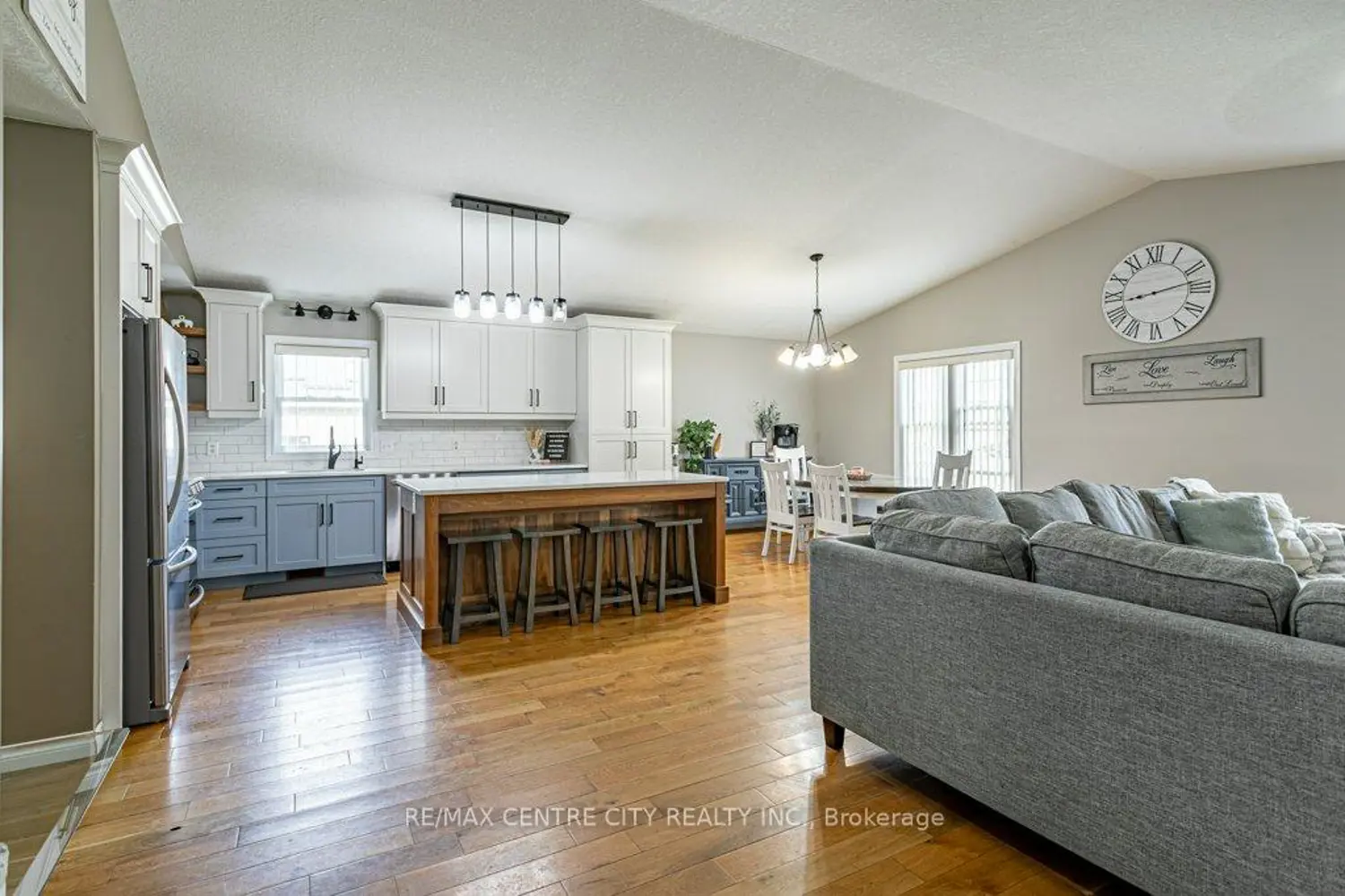 Additional image 6 of 6851 Springfield Road