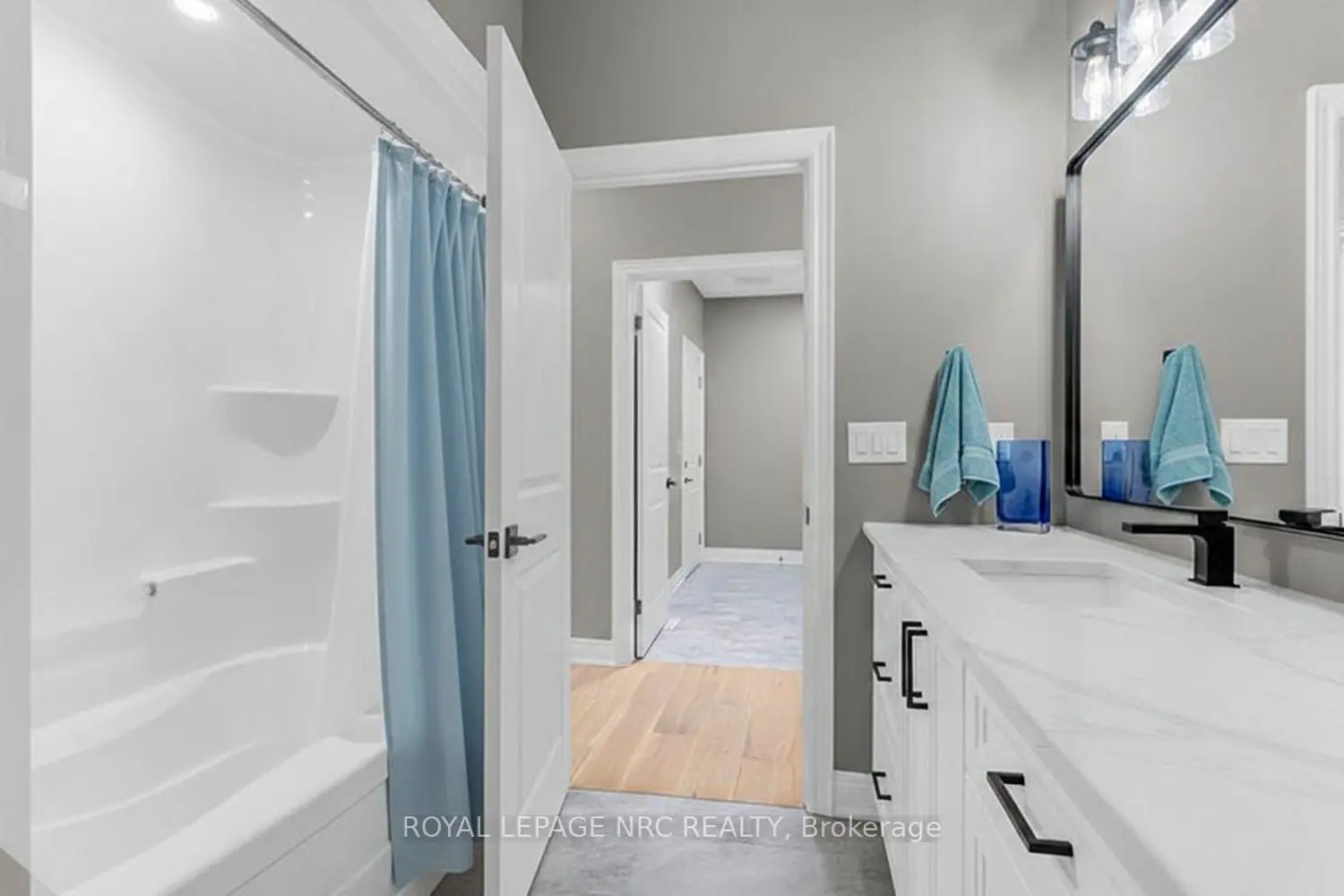 Additional image 17 of 738 Clarence Street