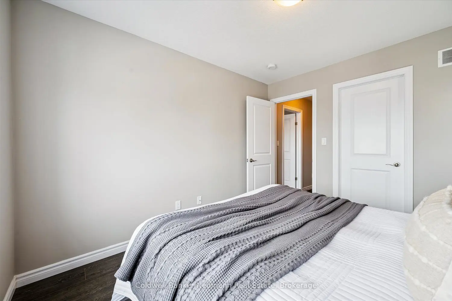 Additional image 5 of 51 Jeffrey Drive