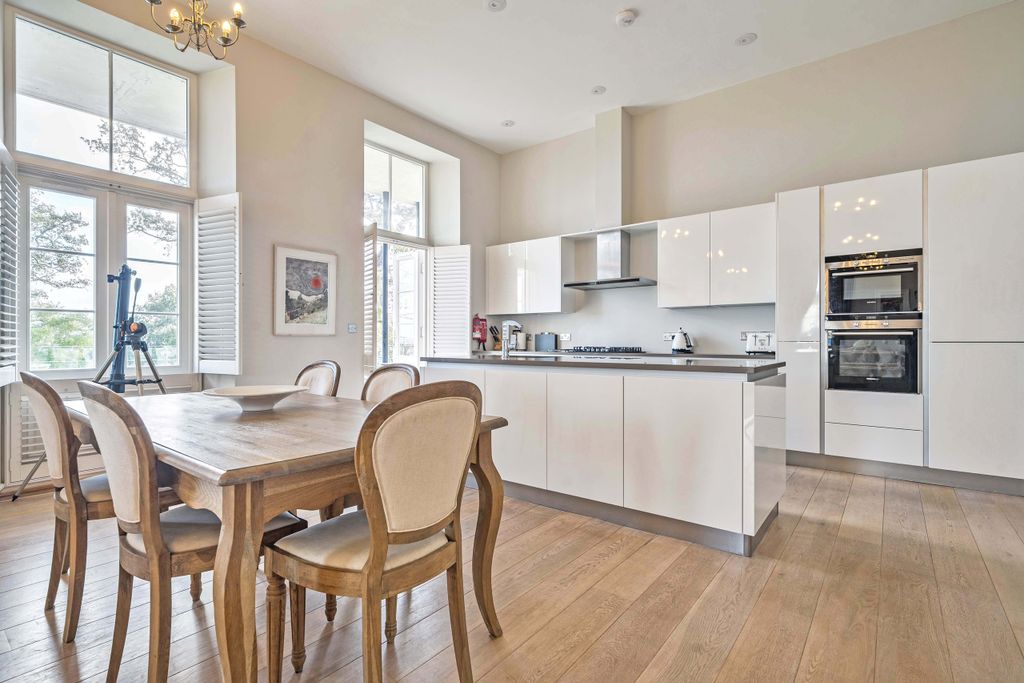 Additional image 7 of 2 bed flat for saleGyllyngdune Manor, Emslie Road, Falmouth, Cornwall TR11