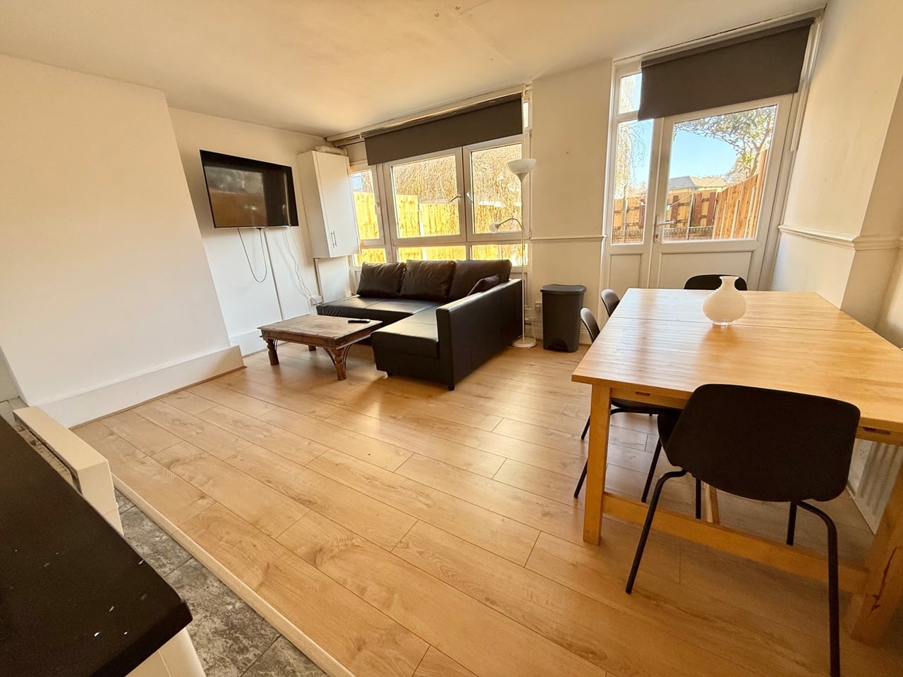 Additional image 2 of 4 Bed Maisonette, Boyton Close, E1, N1 7GU