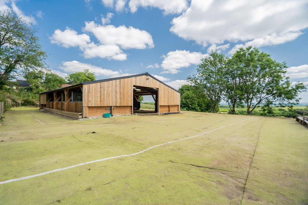 Additional image 37 of 9 bed detached house for saleWood End Road, Cranfield, Bedfordshire MK43