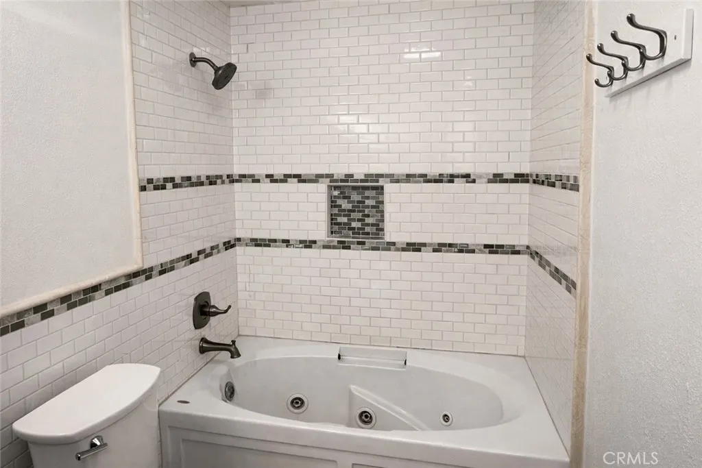 Additional image 25 of 25444 Via Pacifica, Valencia, CA 91355