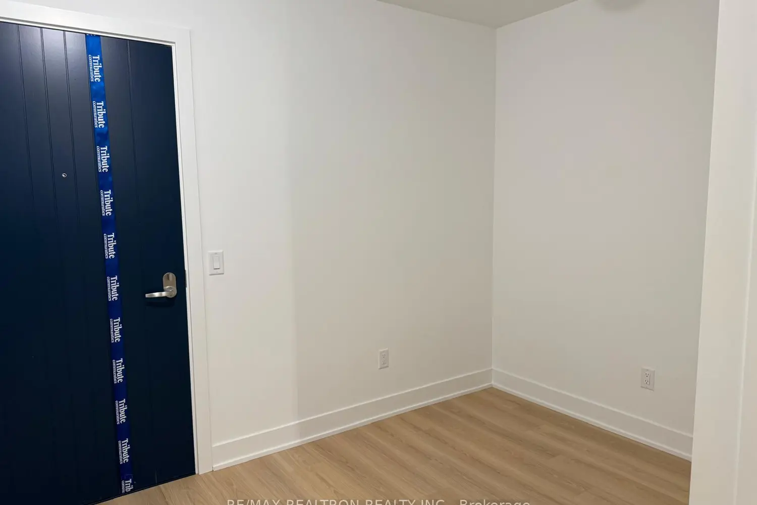 Additional image 8 of 2545 Simcoe Street 338