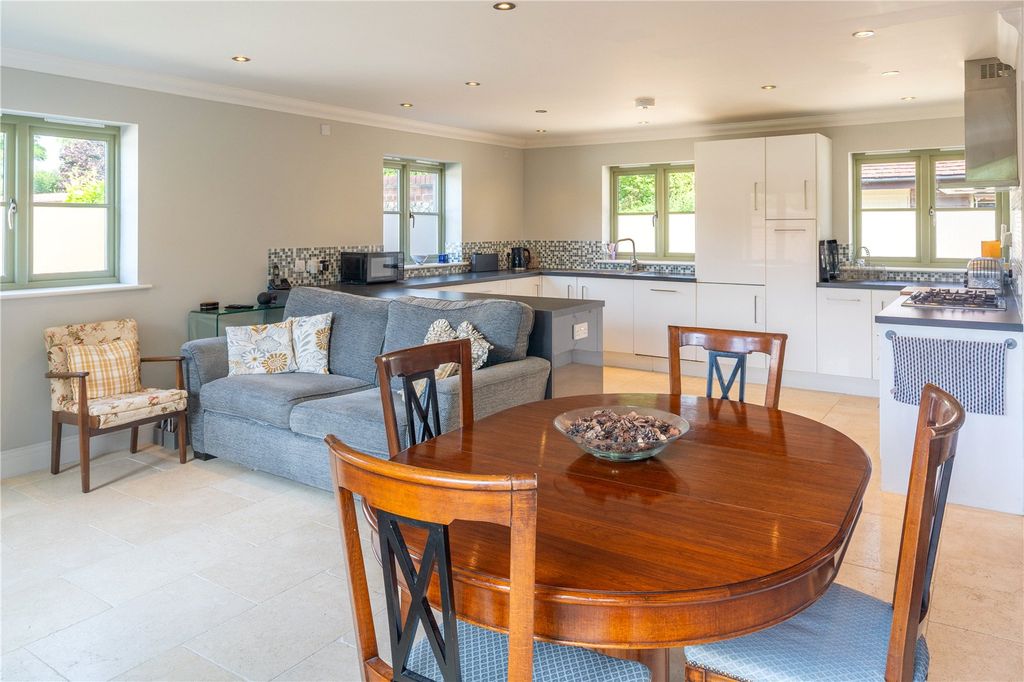 Additional image 20 of 5 bed detached house for saleHyde Lane, Ecchinswell, Newbury, Berkshire RG20