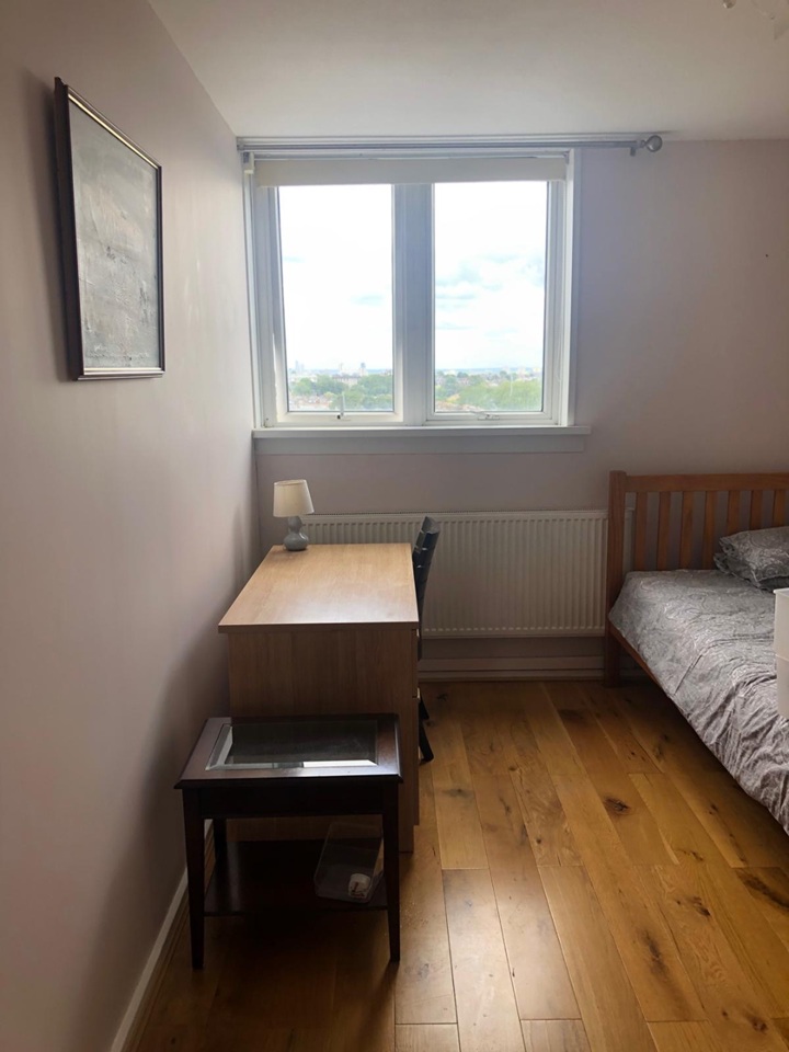 Room in a Shared Flat, Fleet Road, NW3, N1 7GU