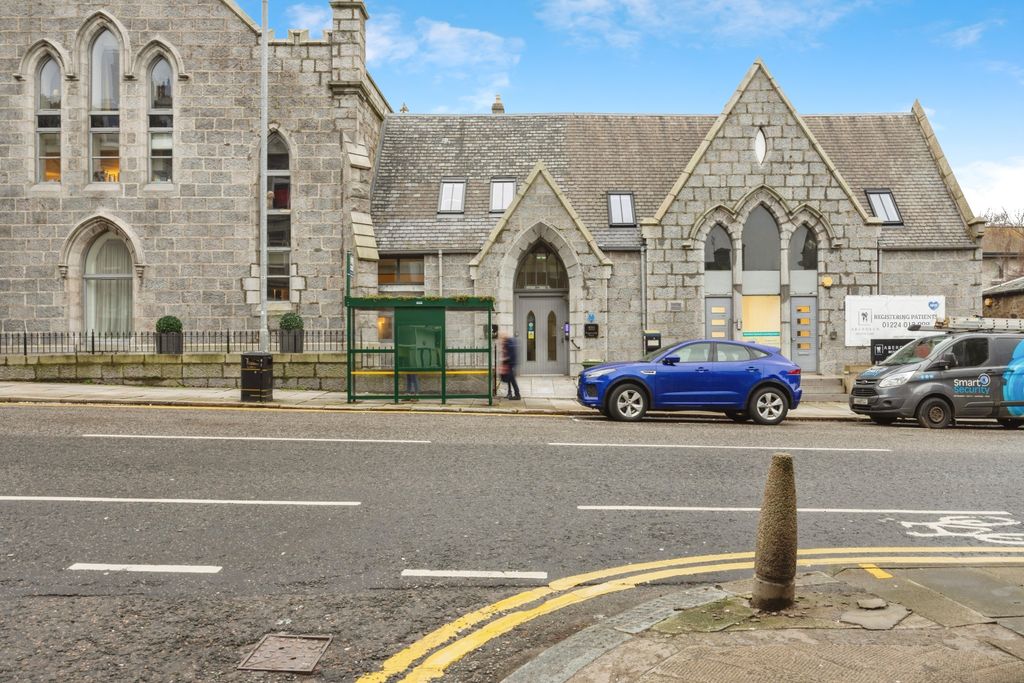 Additional image 2 of 2 bed flat for saleRosemount Place, Aberdeen AB25