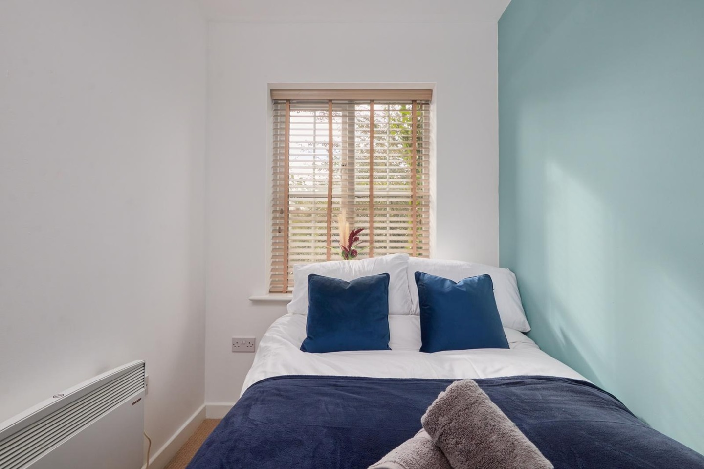 Additional image 17 of 2 Bed Flat, St. Michaels Lane, LS6, N1 7GU