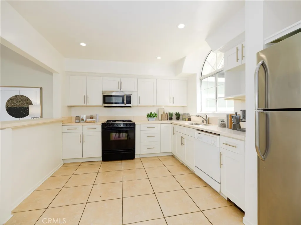 Additional image 10 of 5107 Cerrillos Dr, Woodland Hills, CA 91364