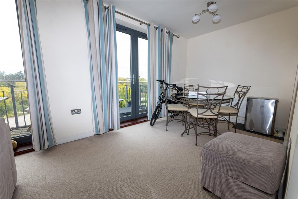 Additional image 10 of 2 bed flat for saleBasin Road, Worcester WR5