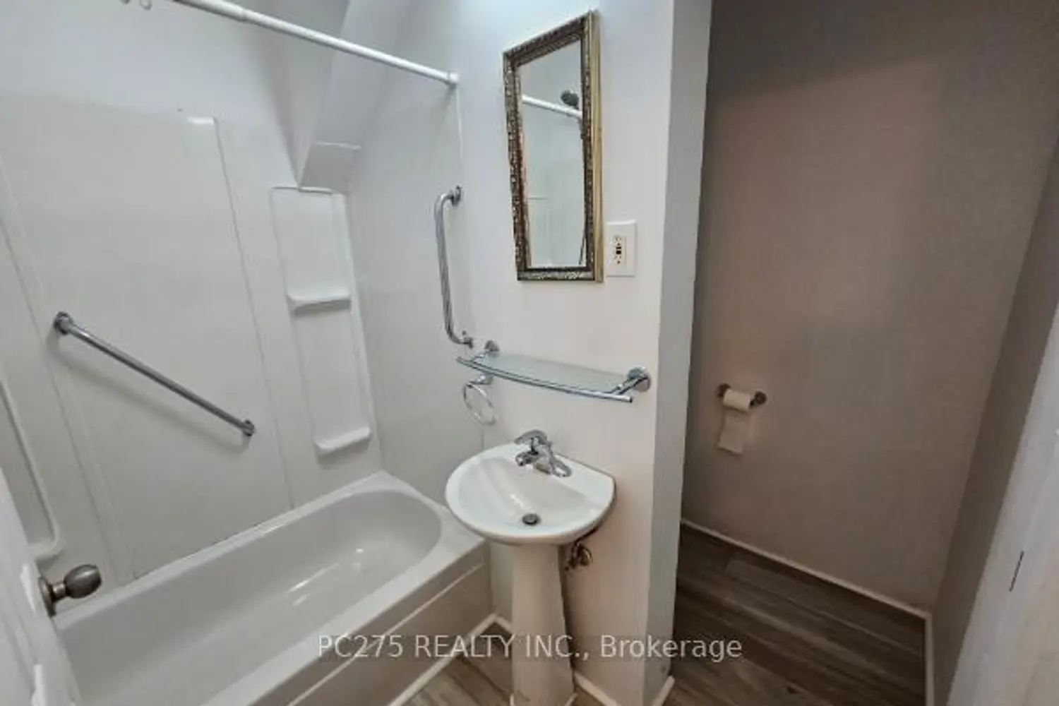 Additional image 7 of 185 Brock Street