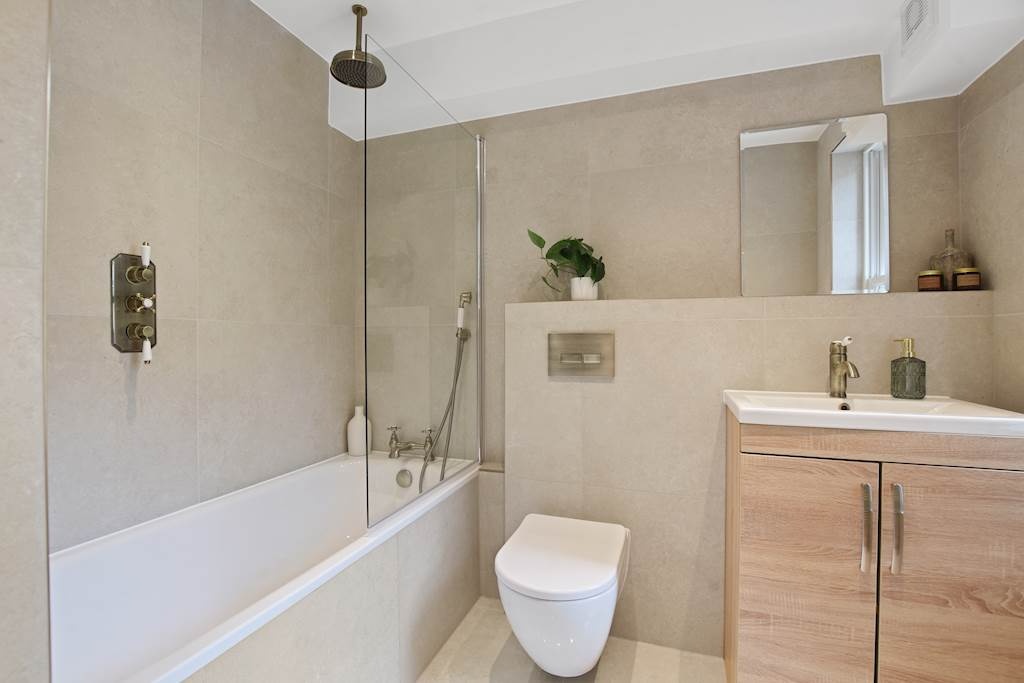 Additional image 5 of 2 Bed Flat, Vicarage Gate, W8, N1 7GU