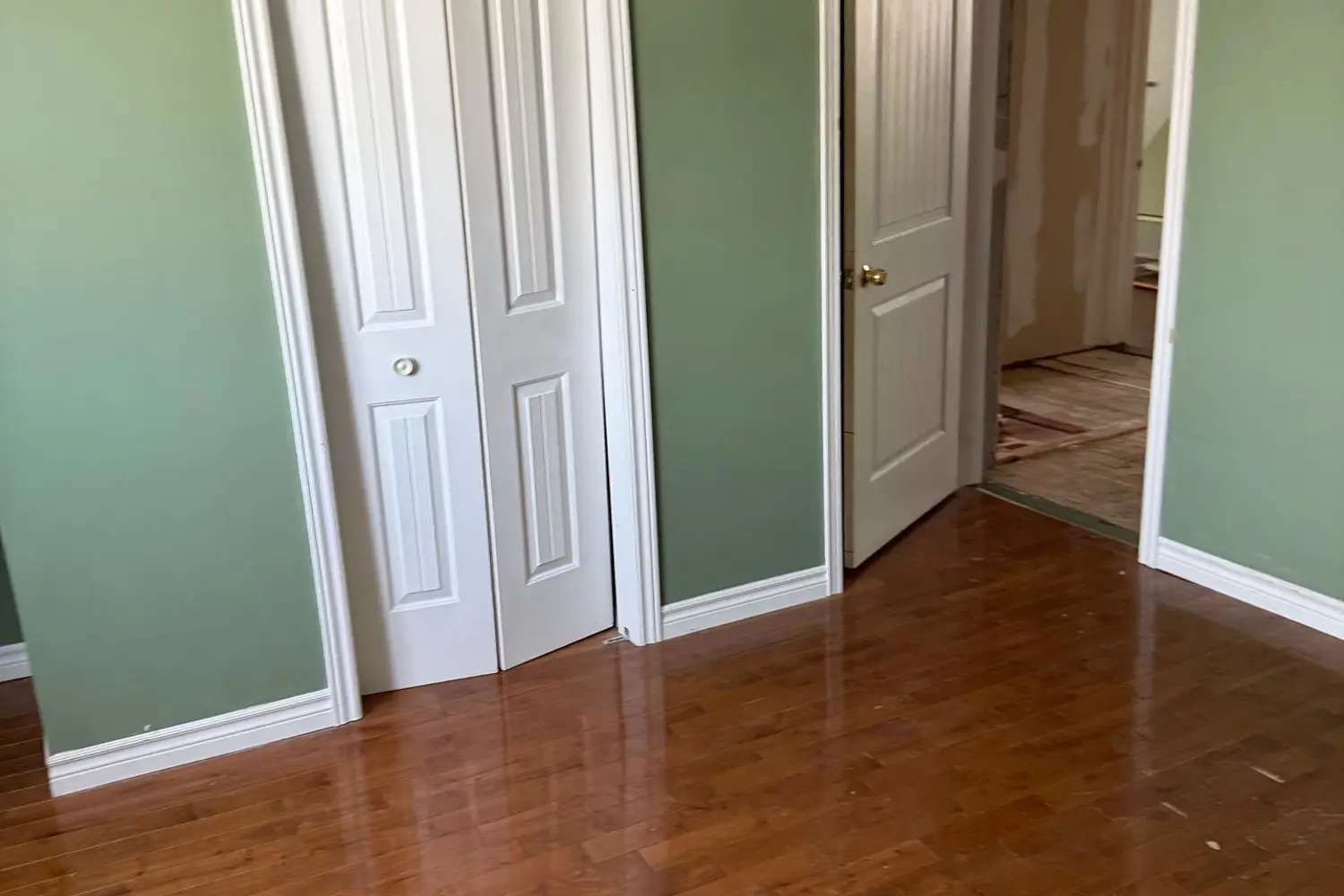 Additional image 16 of 373 Commercial Avenue