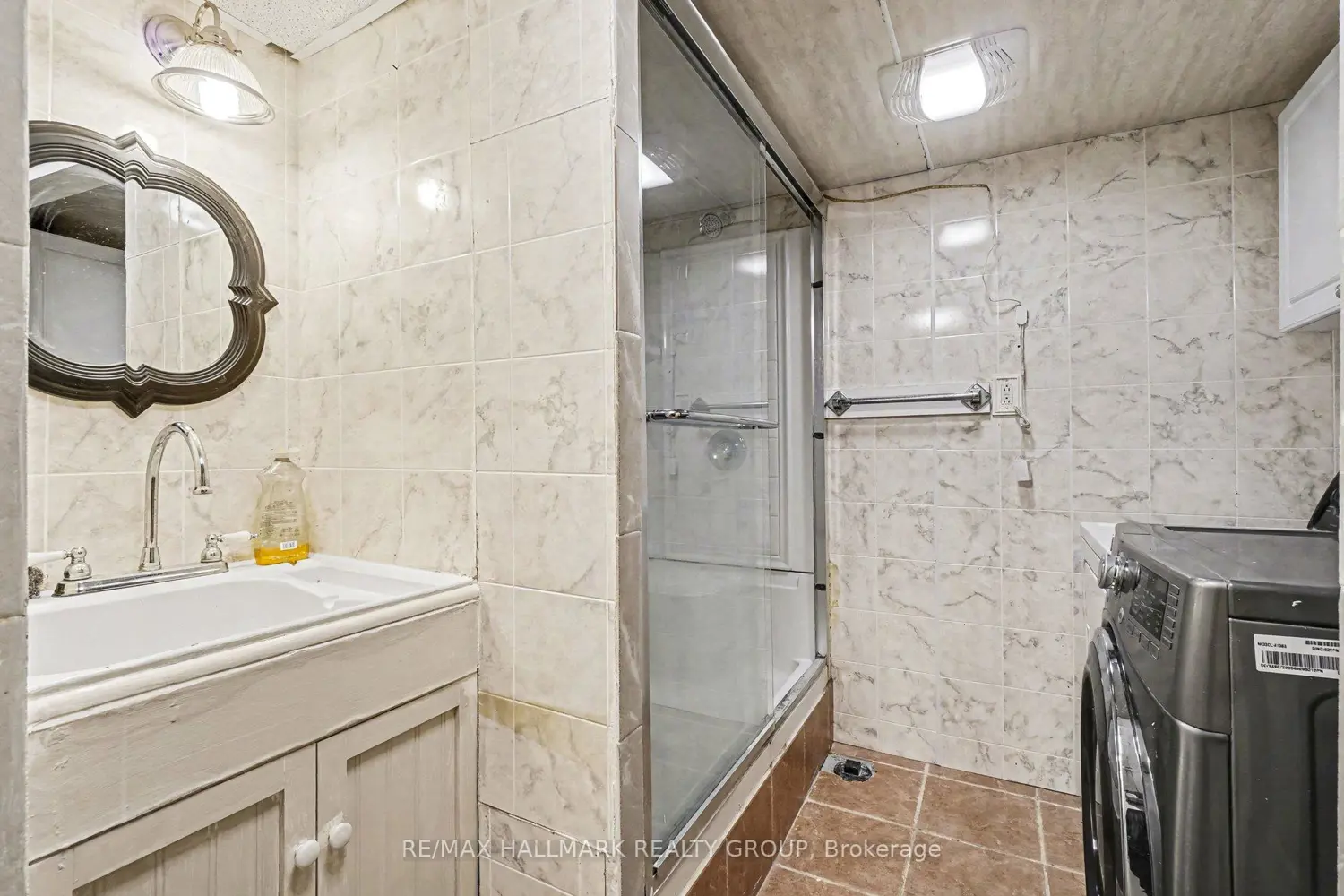 Additional image 19 of 7846 Jeanne D'arc Boulevard 55