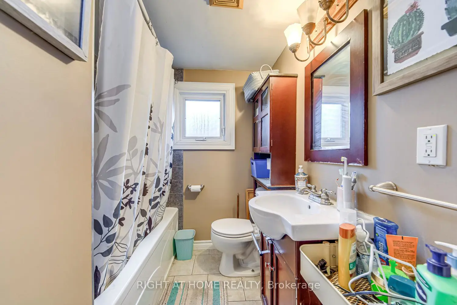 Additional image 18 of 64 Wexford Avenue