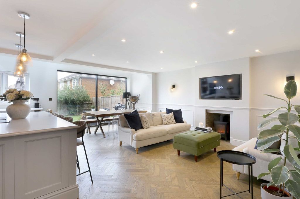 Additional image 6 of 4 bed detached house for saleCock Lane, Penn, Buckinghamshire HP10