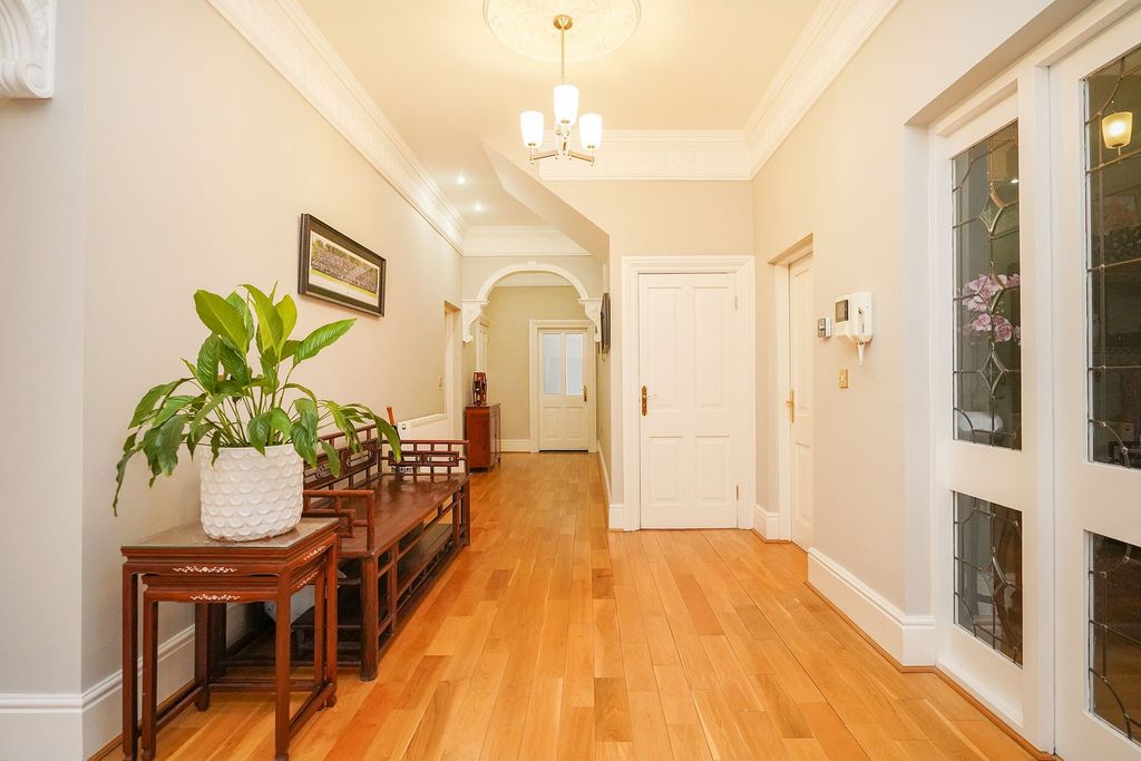 Additional image 8 of 3 bed flat for saleGraham Road, Ranmoor S10