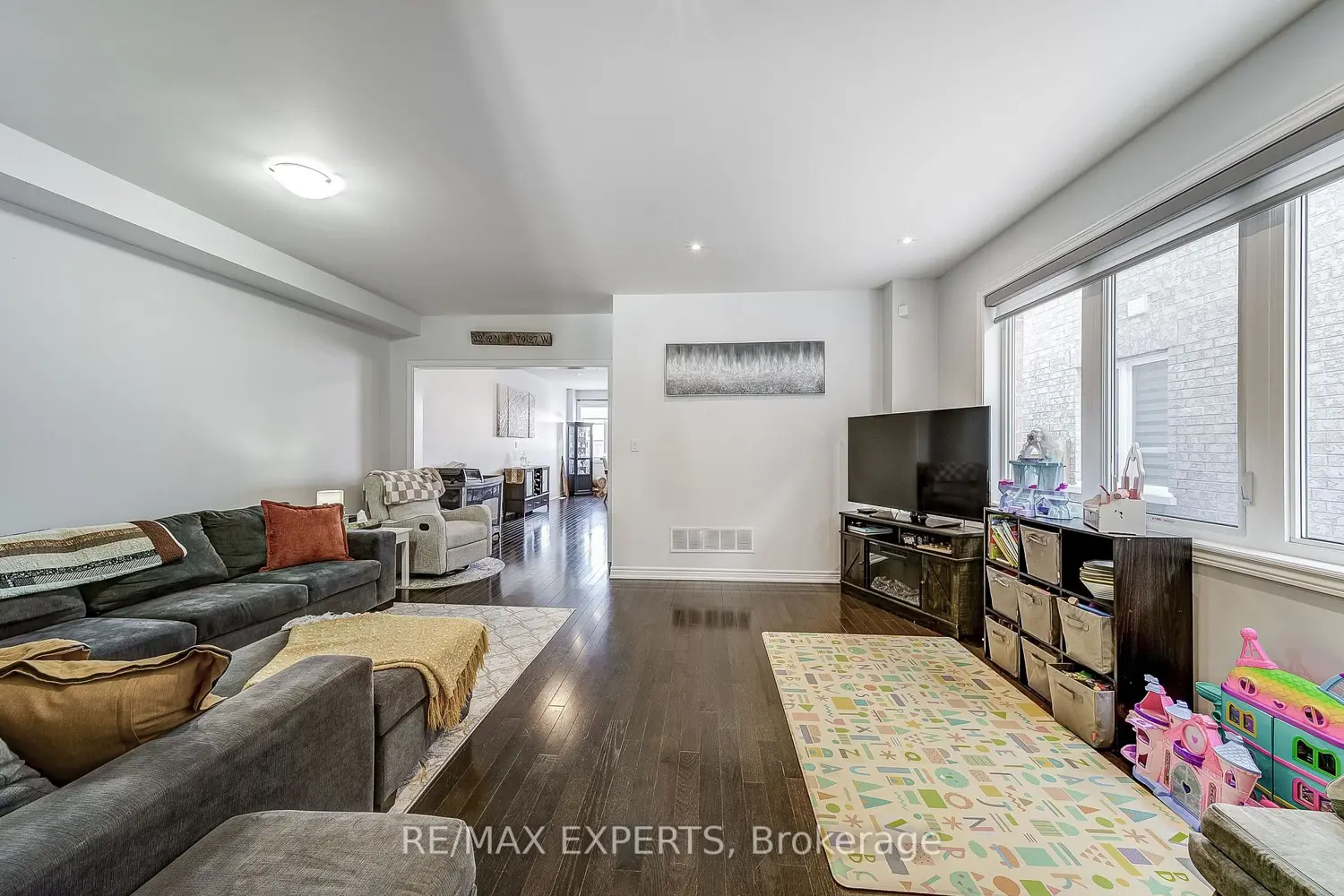 Additional image 4 of 60 Humbershed Crescent