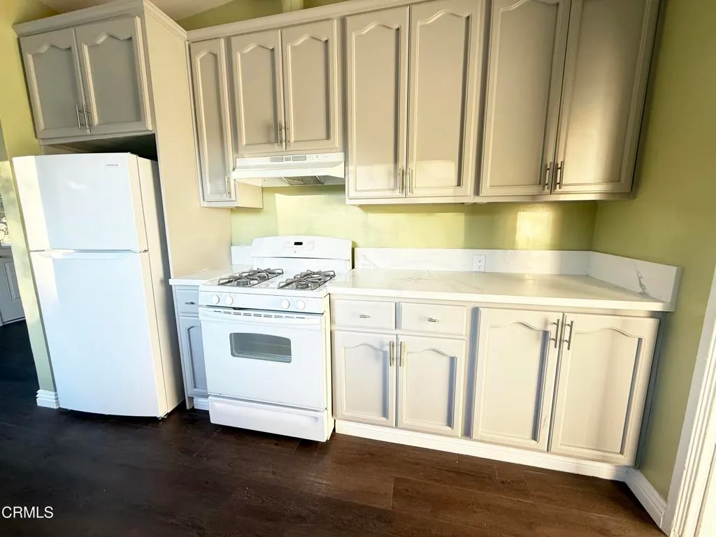 Additional image 32 of 18540 Arminta Street, Reseda, CA 91335