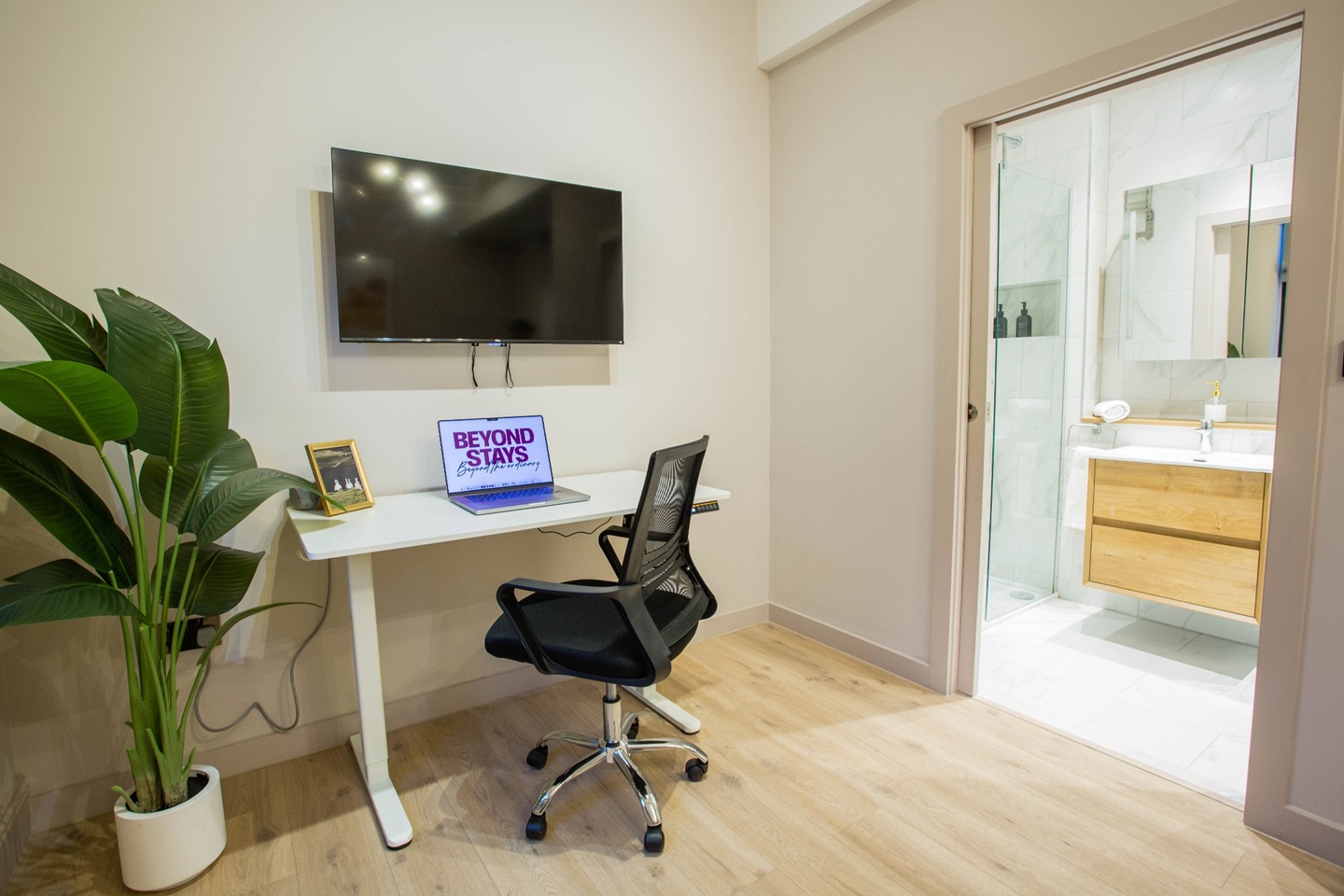 Additional image 35 of 2 Bed Flat, Manchester, M1, N1 7GU