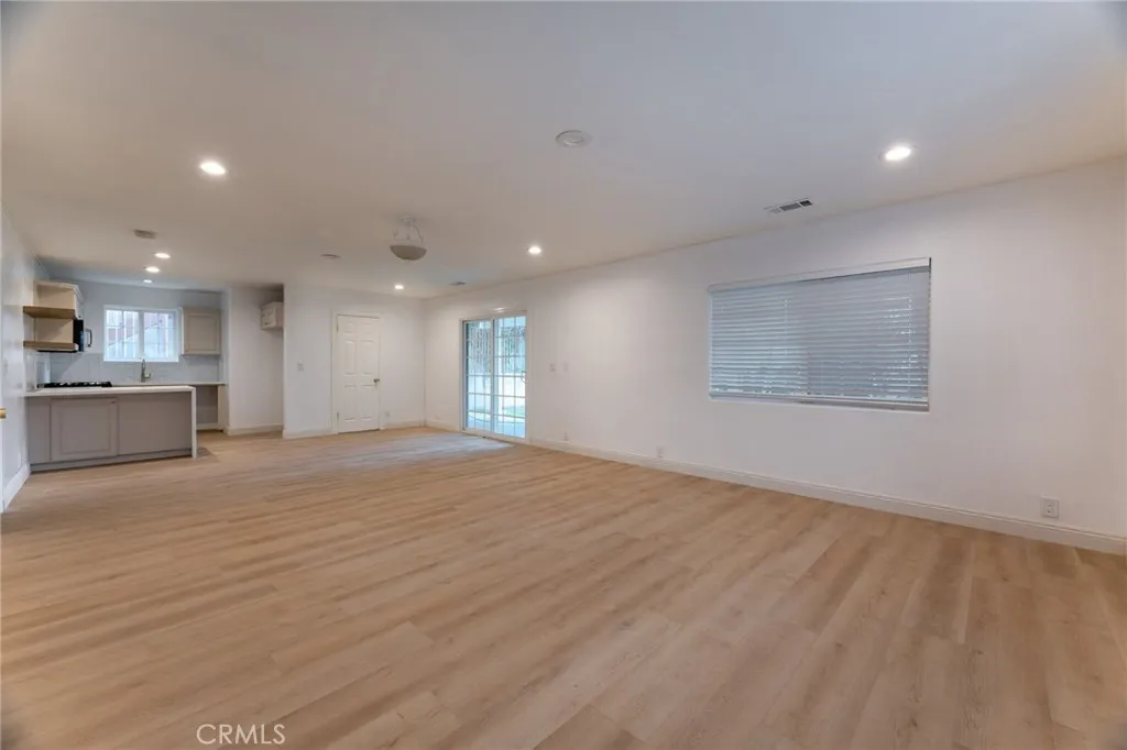 Additional image 52 of 719 W Mariposa Ave, El Segundo, CA 90245