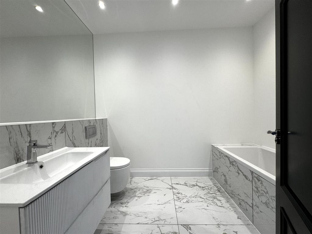 Additional image 8 of 5 bed detached house for salePlot 1 Lairds Gate, Blackwood Estate, Blackwood ML11