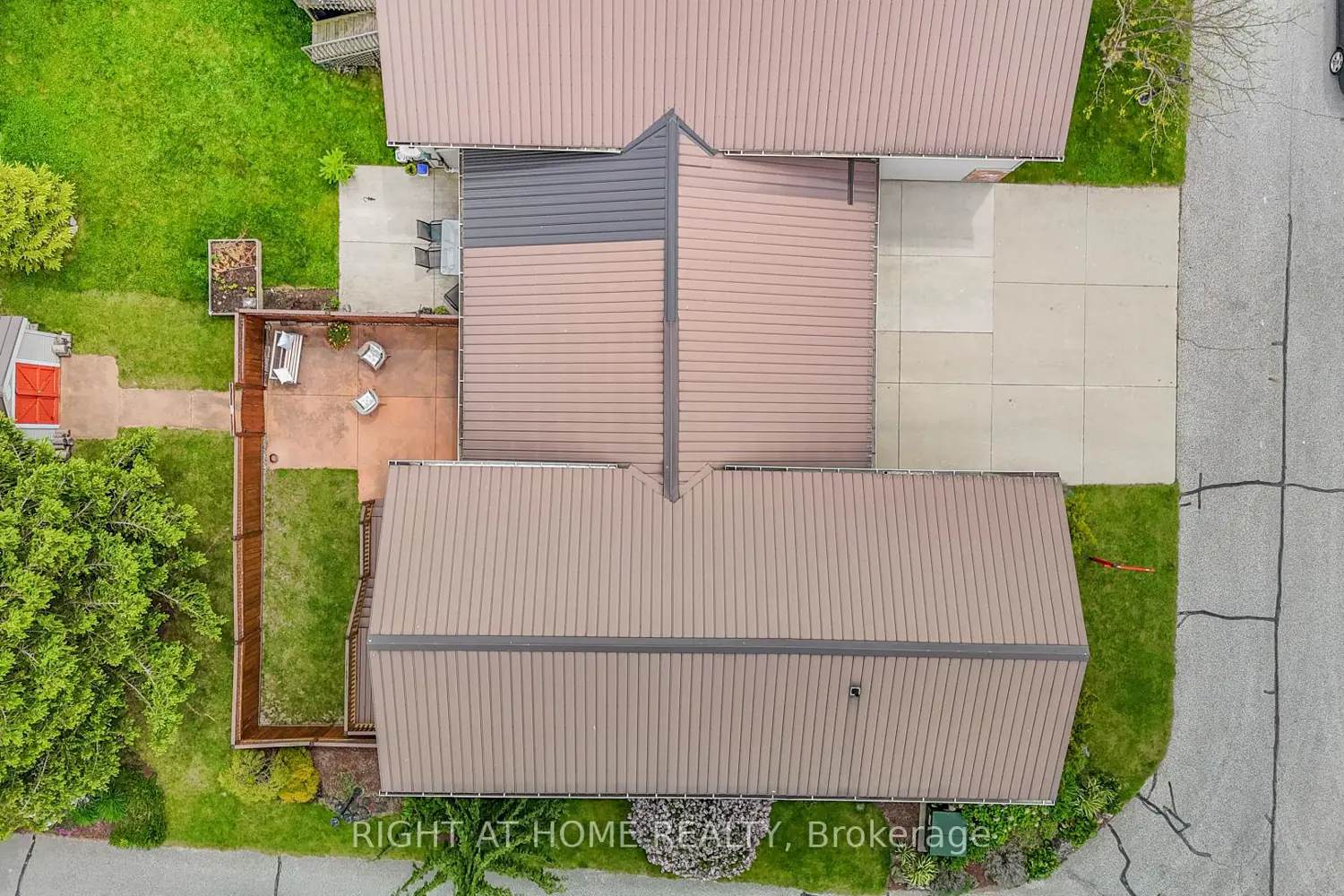 Additional image 12 of 9 Discovery Court