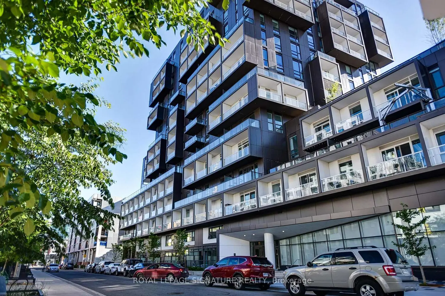 80 Vanauley Street 506