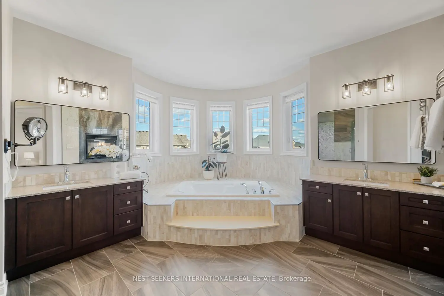 Additional image 11 of 12 Albert Hill Court