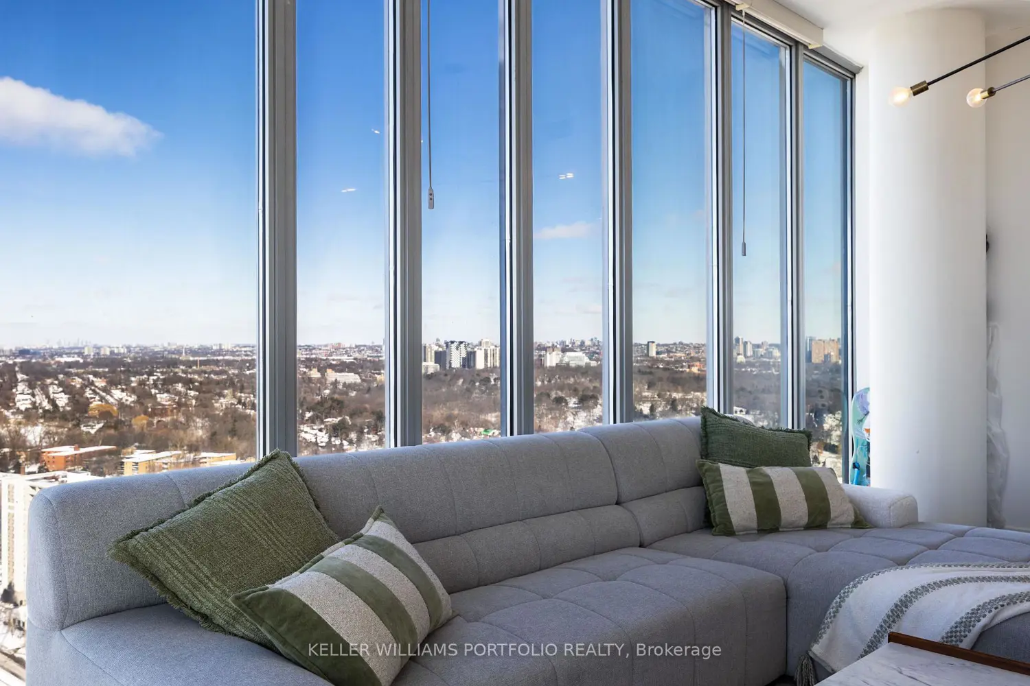 Additional image 3 of 105 The Queensway Avenue 3401