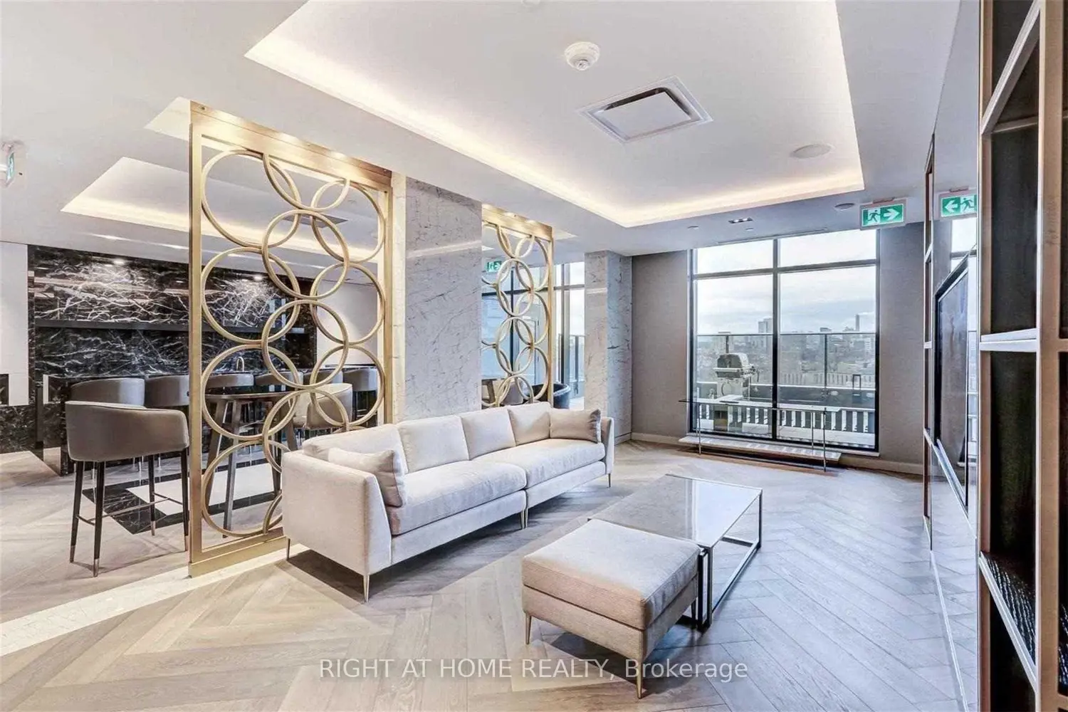 Additional image 13 of 330 Richmond Street 1501