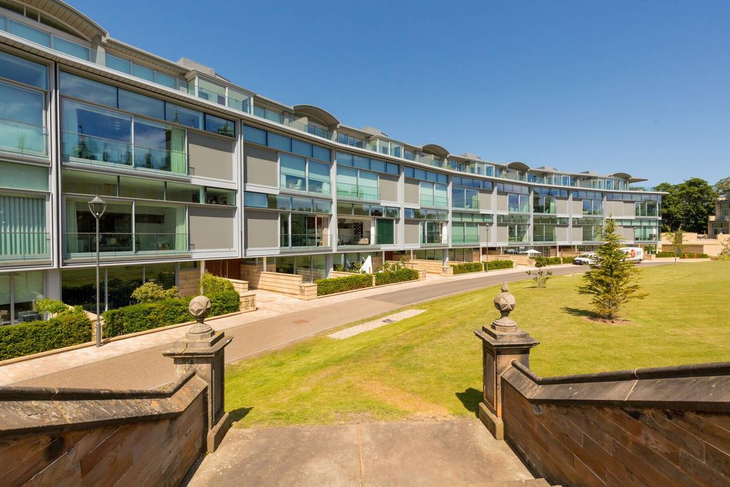2 bed flat for saleDonaldson Crescent, Edinburgh EH12