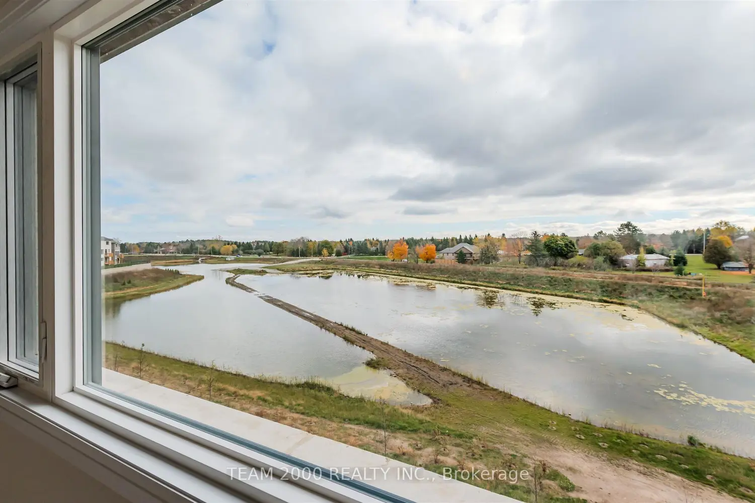 Additional image 9 of 115 Player Drive