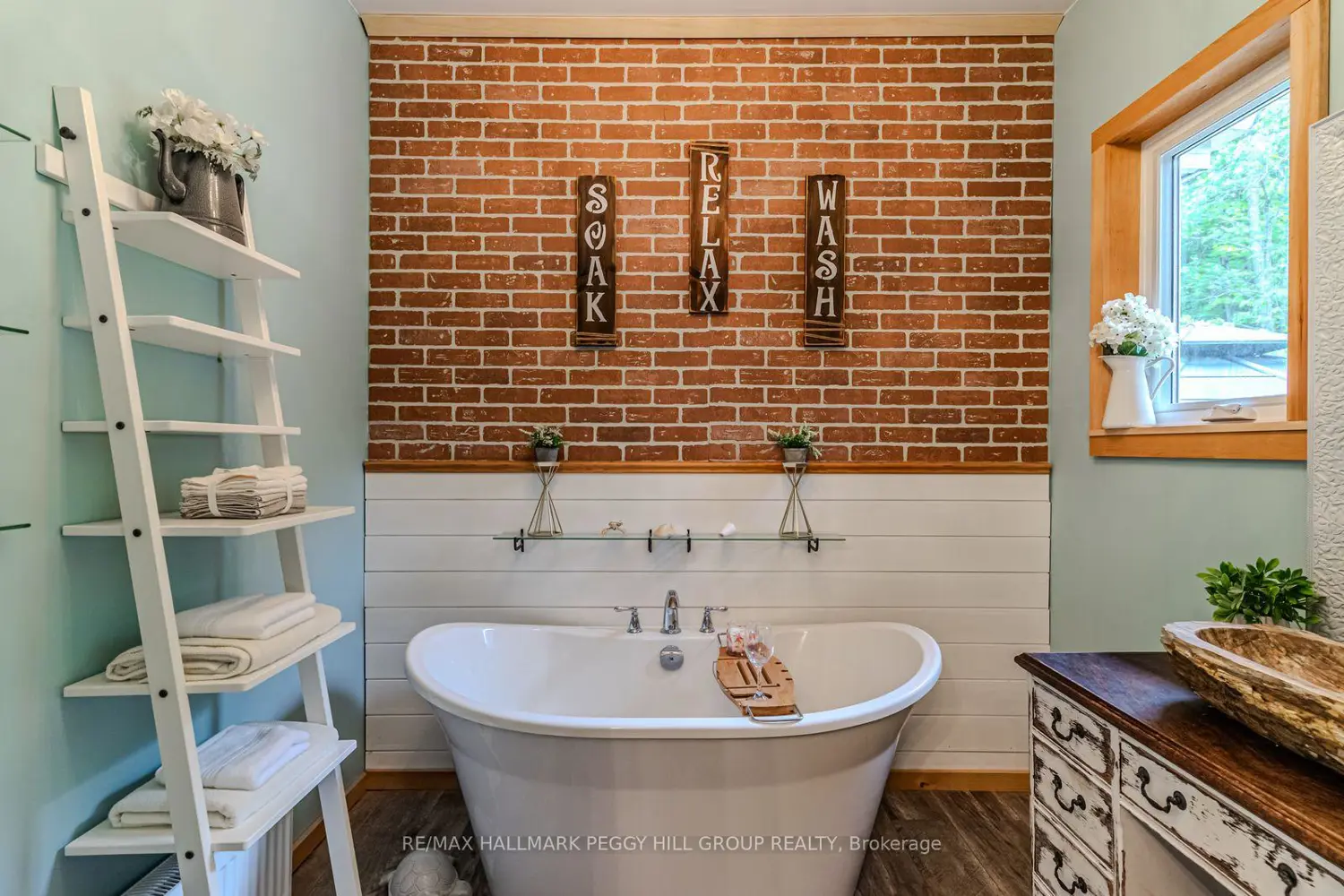 Additional image 8 of 1450 Beiers Road