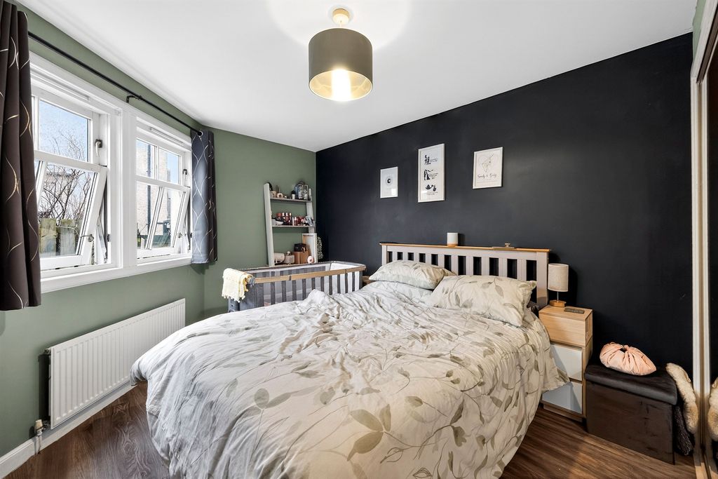 Additional image 7 of 2 bed flat for saleCausewayhead Road, Stirling FK9